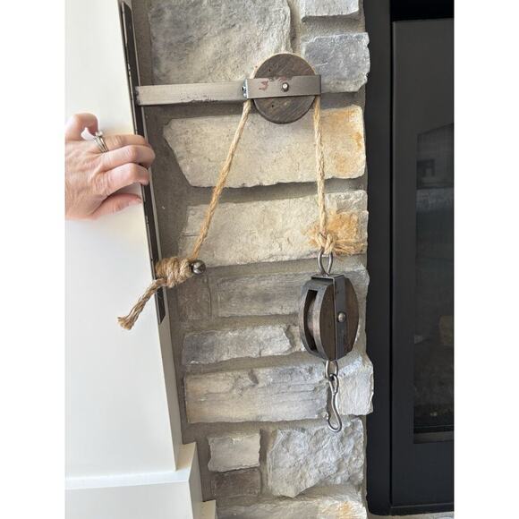 Pulley Mounting Brackets With Hook Rustic Vintage Inspired Metal Wood Twine Set - Picture 3 of 10